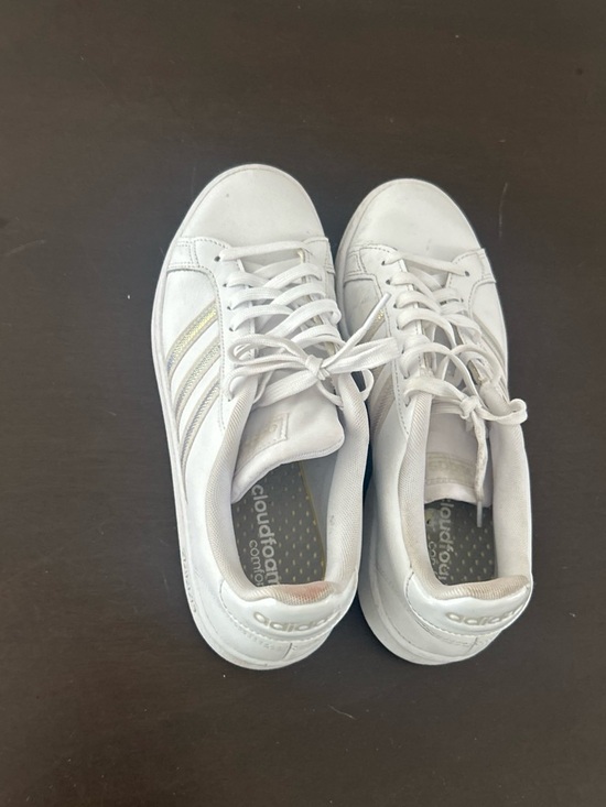 adidas Shoes - adidas White Women’s Low-Top Sneakers with Gold Stripe Accents
